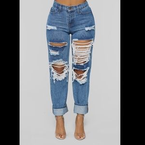 Fashion nova ripped jeans